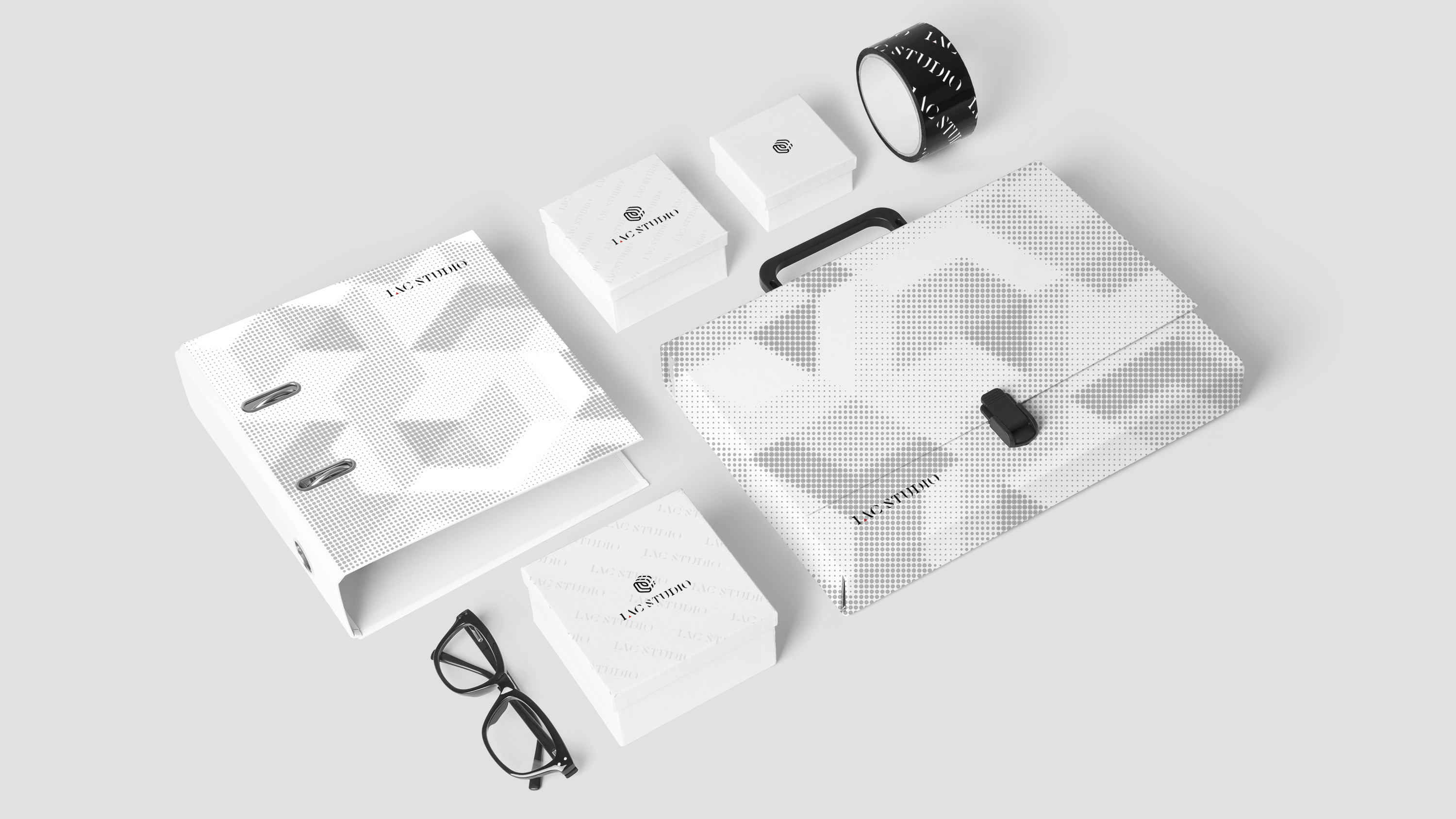 09_Corporate_Stationery_Mockup.jpg