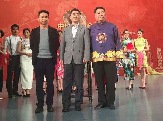 梵尼诗文化艺术传播有限公司总经理刘建国,共同开启《花样的年华》